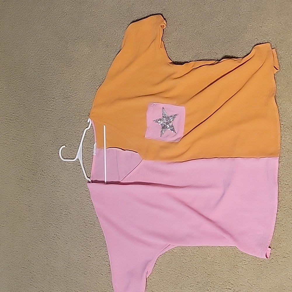 Orange/pink top